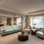 Crowne Plaza By Ihg Готель 4*