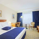 Готель Crowne Plaza By Ihg