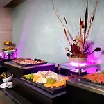 Crowne Plaza By Ihg Бухарест