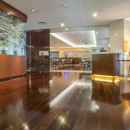호텔 Crowne Plaza By Ihg