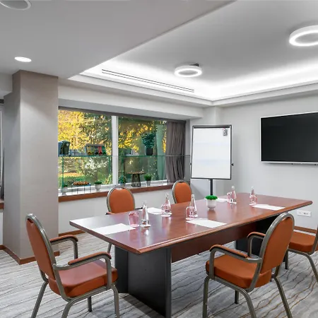 Crowne Plaza By Ihg 4* Bucareste