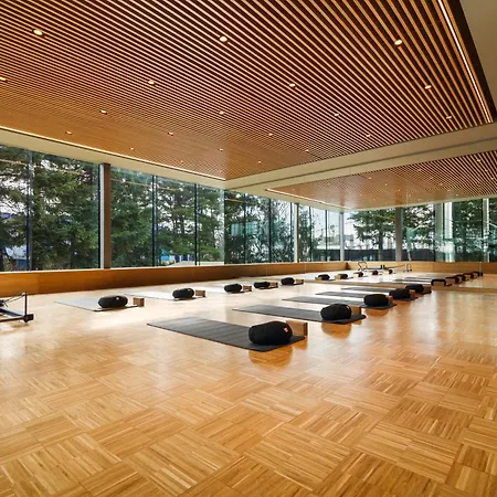호텔 Crowne Plaza By Ihg 4*