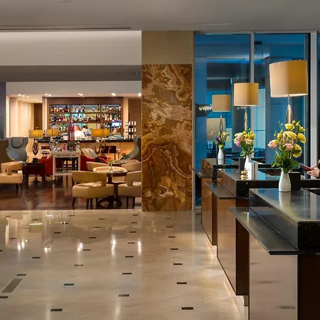Crowne Plaza By Ihg 4*