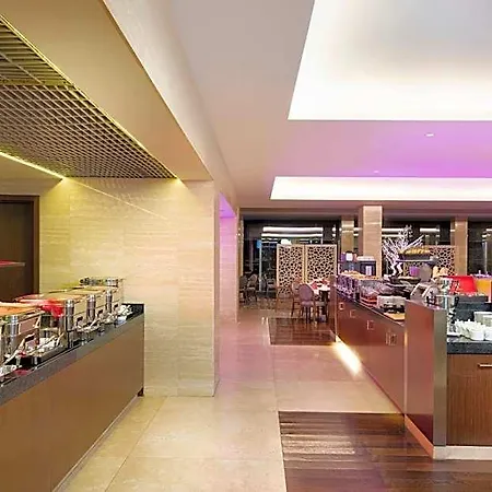 Crowne Plaza By Ihg