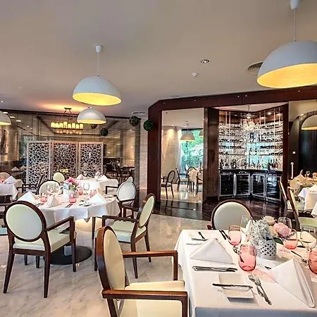 Crowne Plaza By Ihg 4* Бухарест