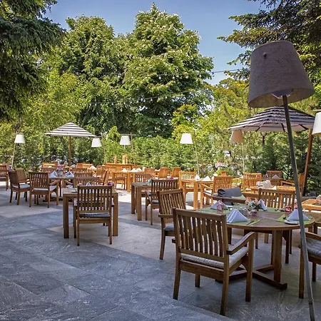 Crowne Plaza By Ihg 4*