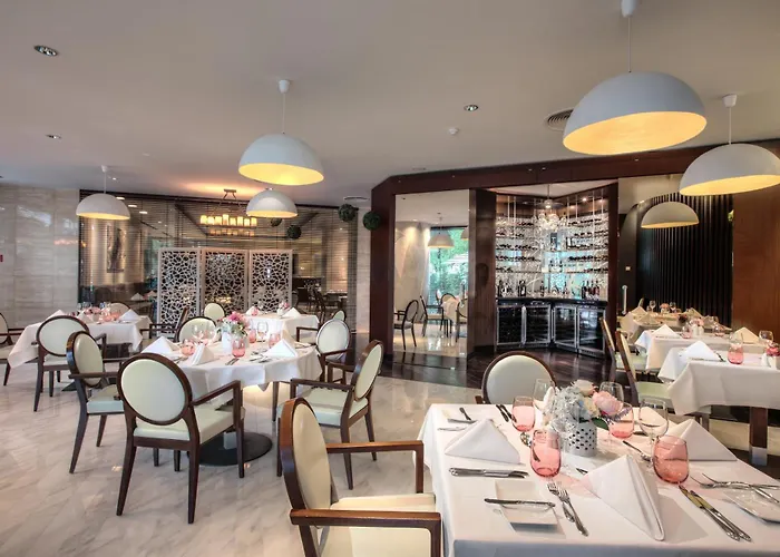 Hotel Crowne Plaza By Ihg Bucarest