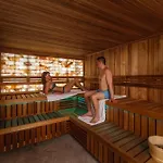 Crowne Plaza By Ihg Hotel 4*