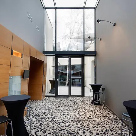 クラウンプラザ ホテル 4*