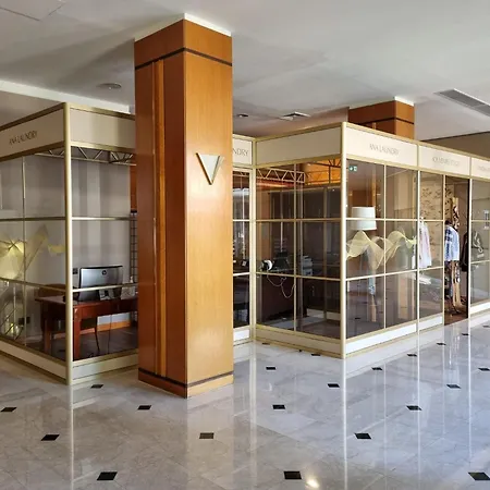 Crowne Plaza By Ihg Hotel Bucharest