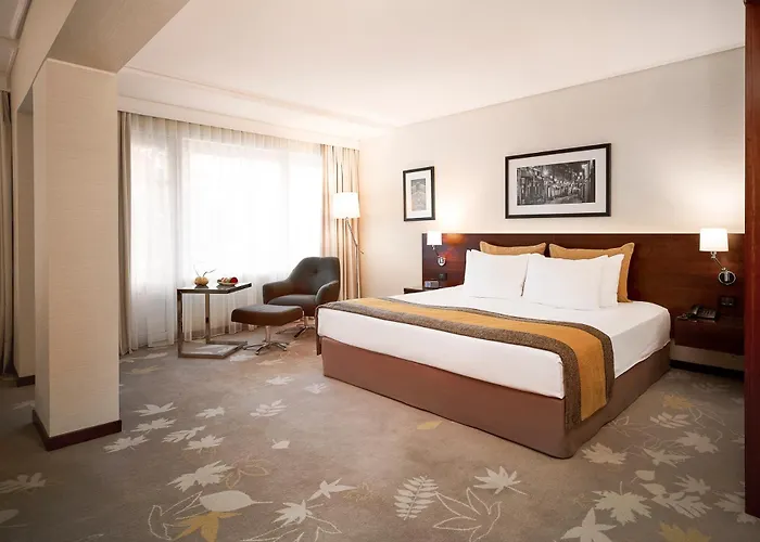 Ξενοδοχείο Crowne Plaza By Ihg 4*