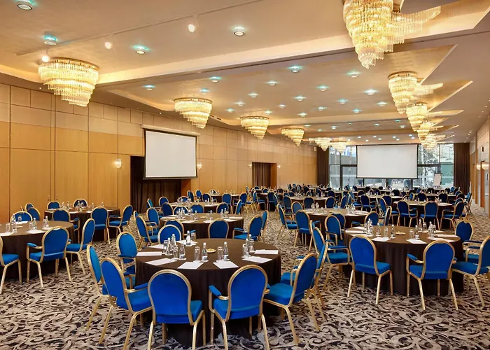 Crowne Plaza By Ihg