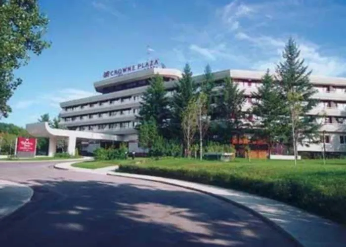 Hotel Crowne Plaza By Ihg 4*