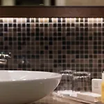 Crowne Plaza By Ihg