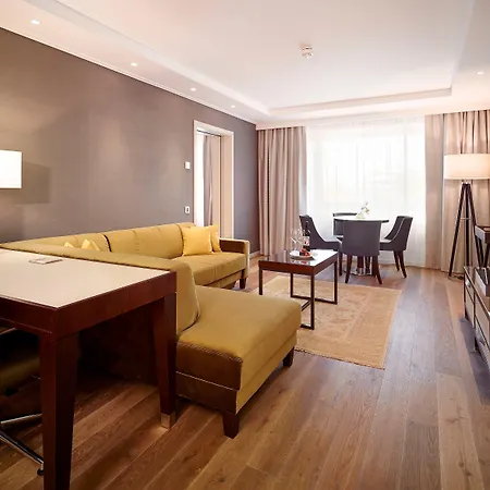 Hotel Crowne Plaza By Ihg Bucharest