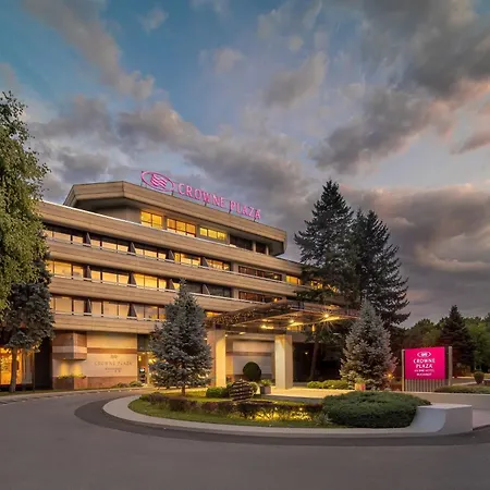 Hotel Crowne Plaza By Ihg Bucharest